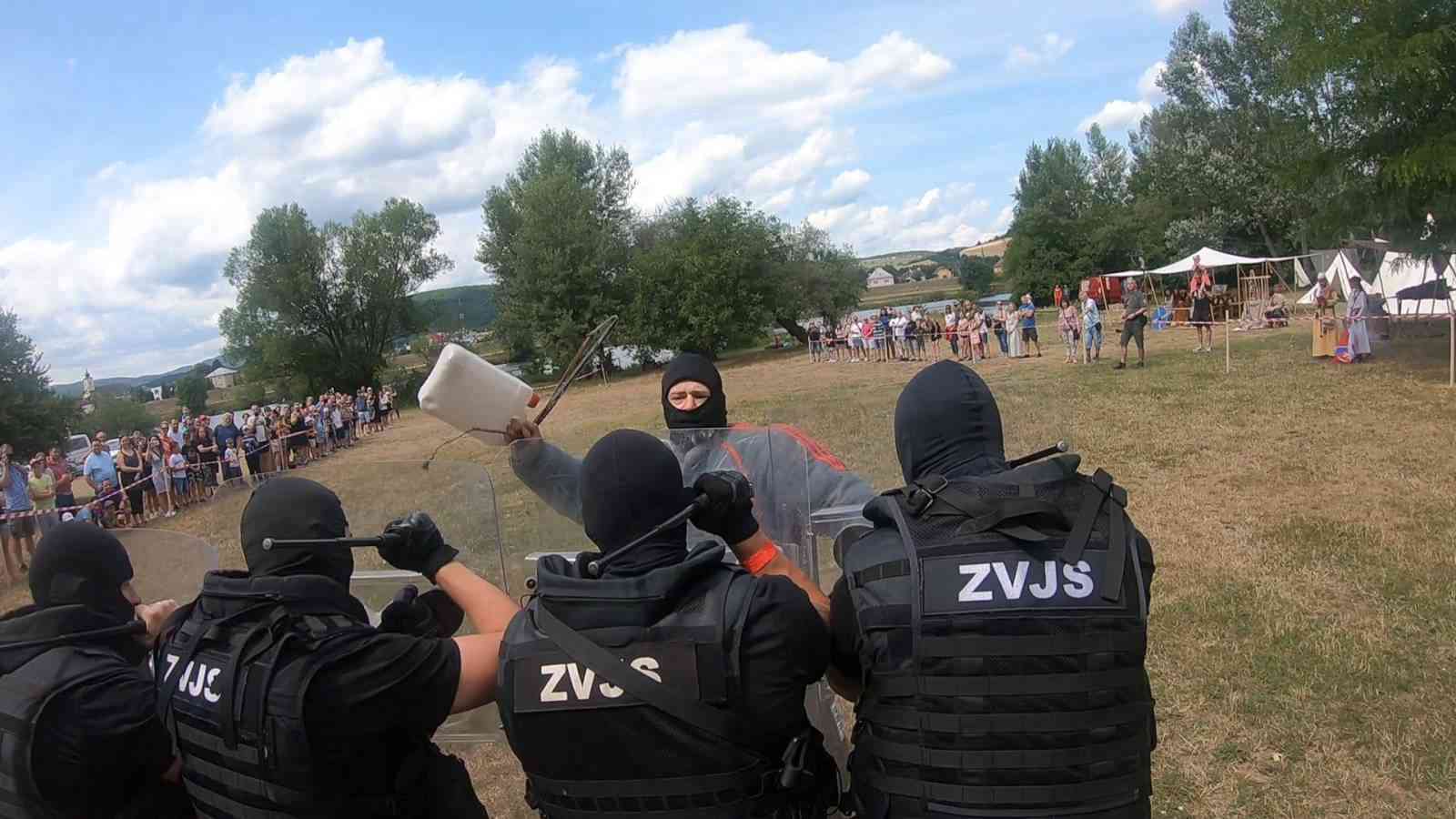 Fotografia článku Ilavskí príslušníci sa zúčastnili podujatia na Ostrove v Trenčíne