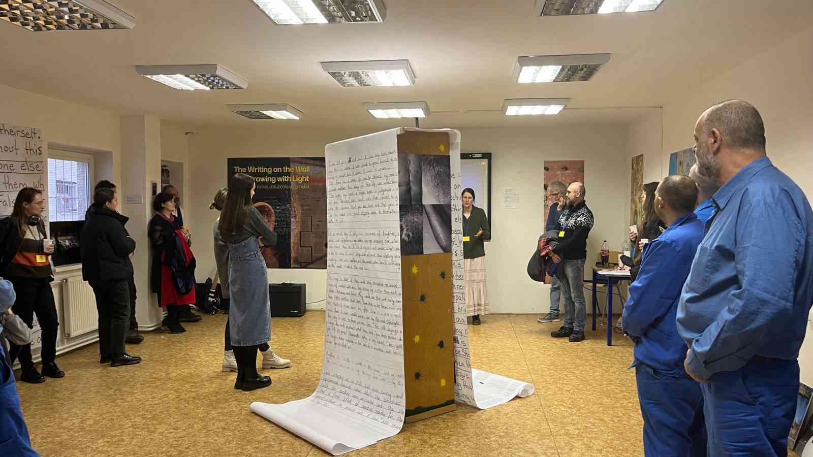 Fotografia článku Medzinárodná výstava „The Writing on the Wall ...“