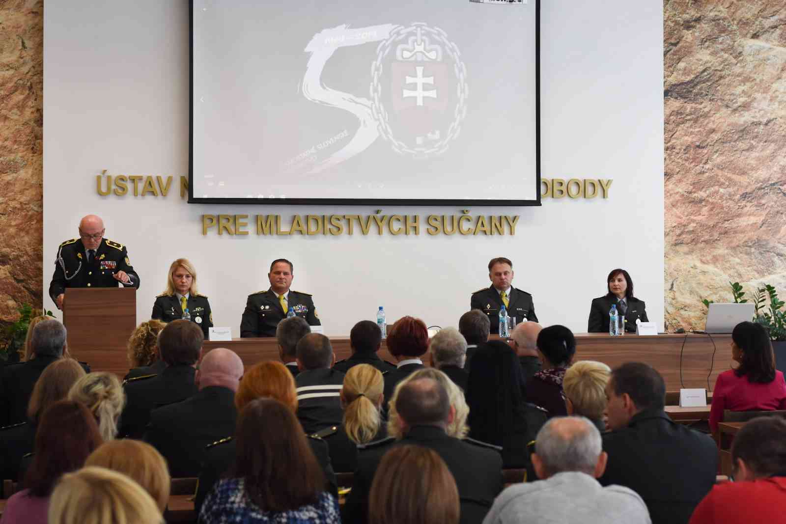 Fotografia článku Oslavy 50. výročia vzniku samostatného slovenského väzenstva v ústave Sučany 