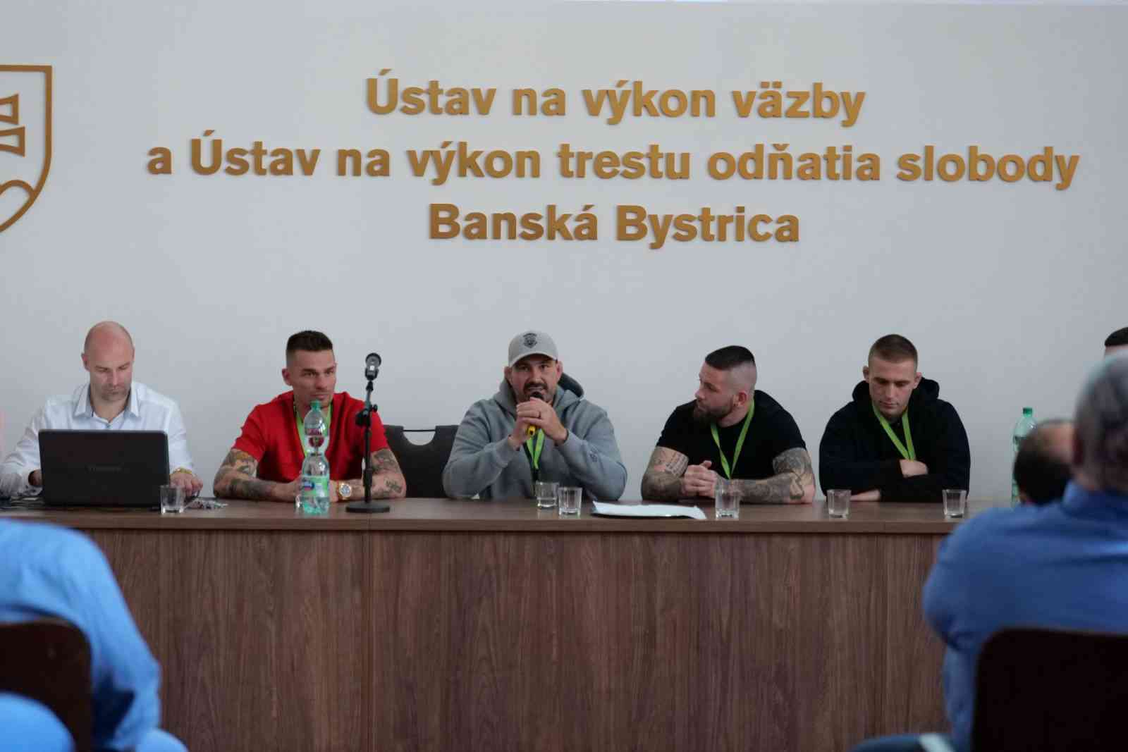 Fotografia článku Beseda so šampiónmi v bojových športoch v Banskej Bystrici