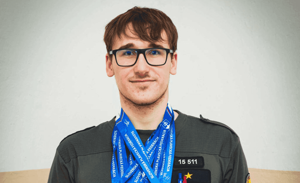 Fotografia článku Hodený do vody ako delfín