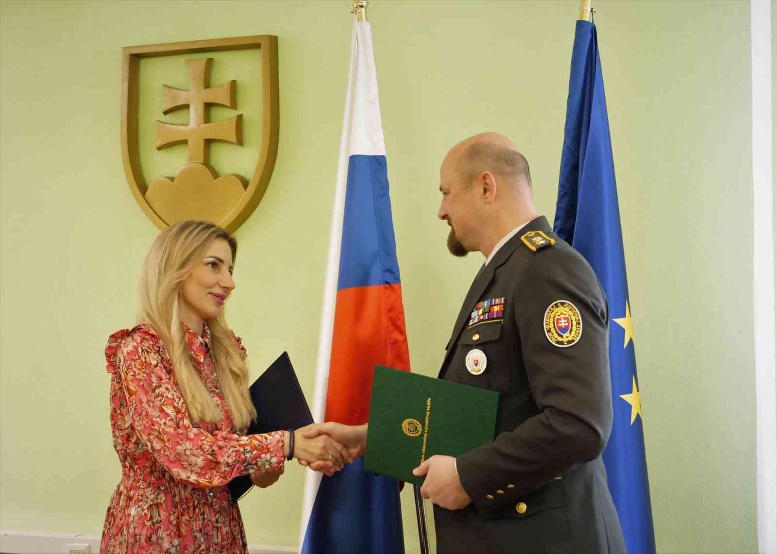Fotografia článku Pracovné stretnutie s generálnou riaditeľkou Národného inšpektoriátu práce