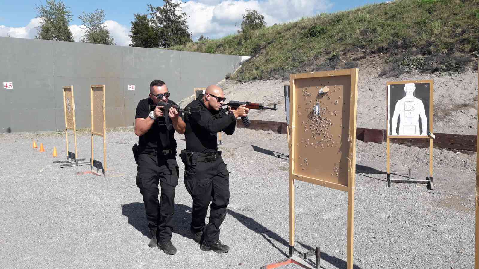 Fotografia článku Školitelia poriadkových jednotiek absolvovali výcvik v Lešti  