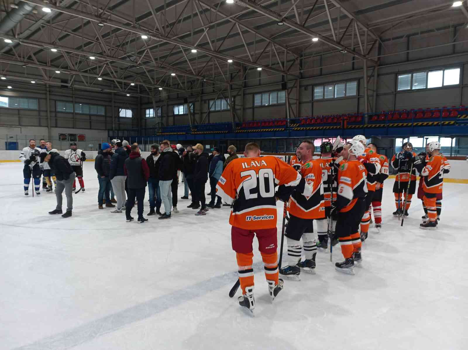 Fotografia článku Príslušníci z ilavského ústavu víťazmi X.ročníka IPA Ice Hockey Cup