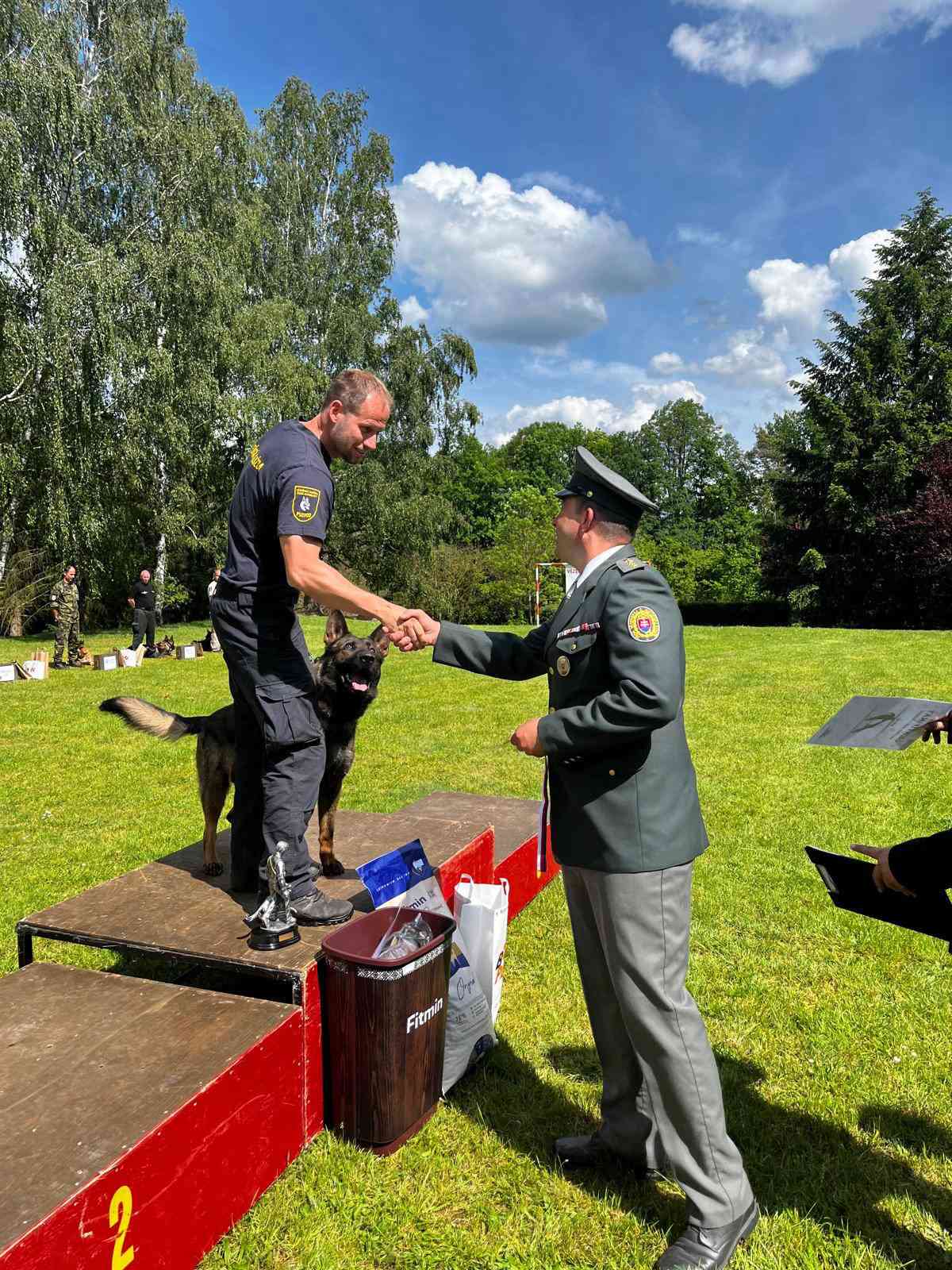 Fotografia článku ZVJS nechýbalo na 22. ročníku súťaže Väzenskej služby Českej republiky v špeciálnej služobnej kynológii