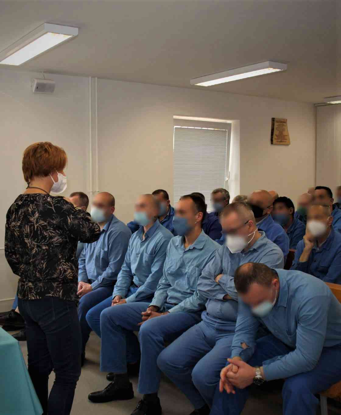 Fotografia článku Prednáška v dubnickom ústave: Obchodovanie s ľuďmi môže ohroziť aj ľudí po výkone trestu