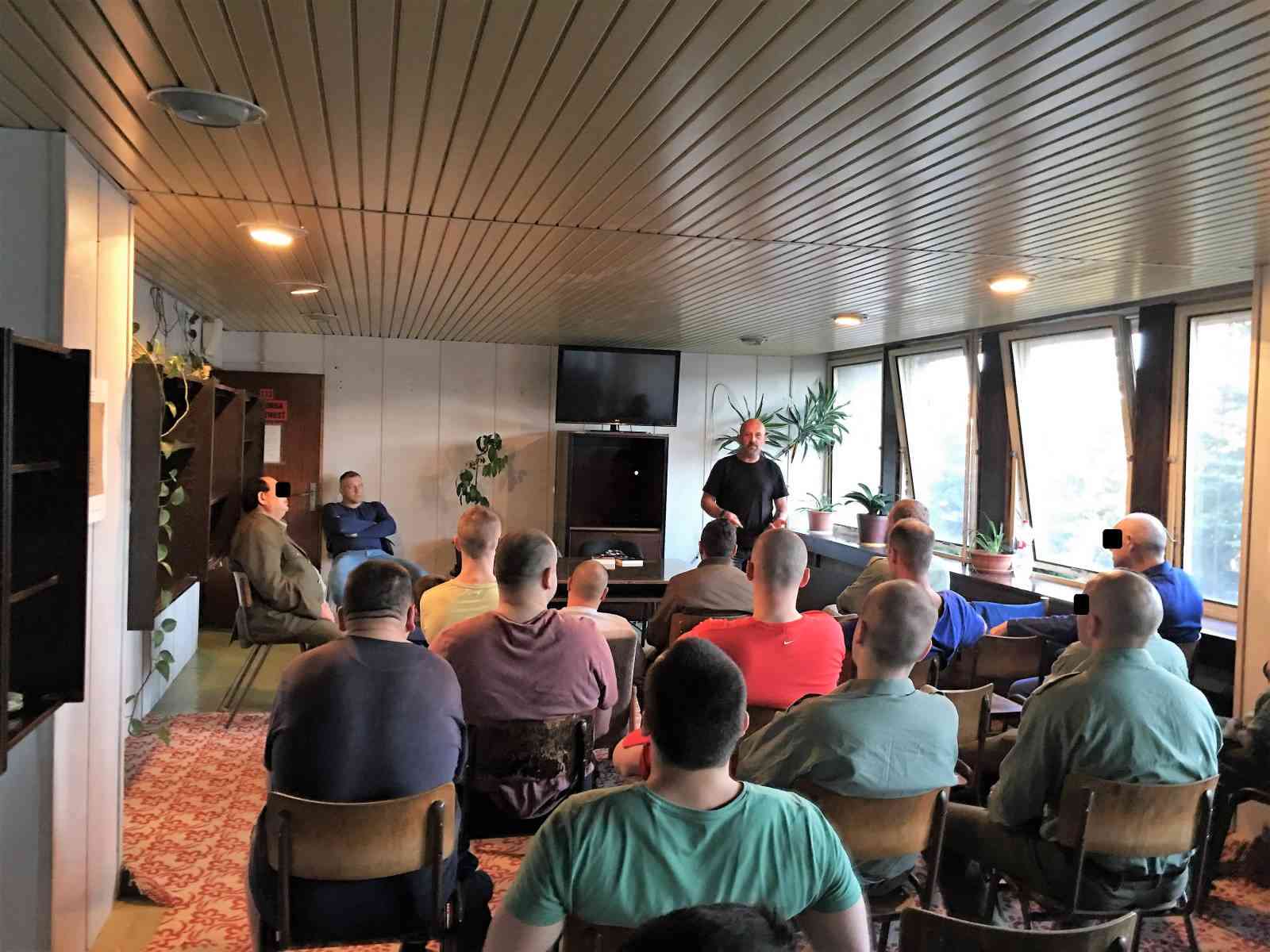 Fotografia článku Beseda s Johnym Peťkom - autorom kníh Démon chlast 