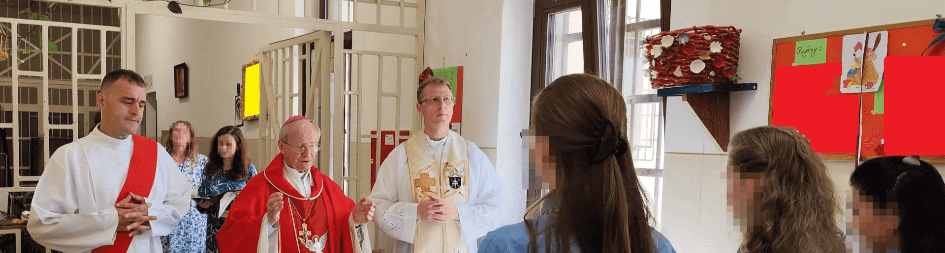 Fotografia článku Biskup František Rábek navštívil ÚVTOS Levoča: Iniciačné sviatosti a birmovka pre odsúdené ženy