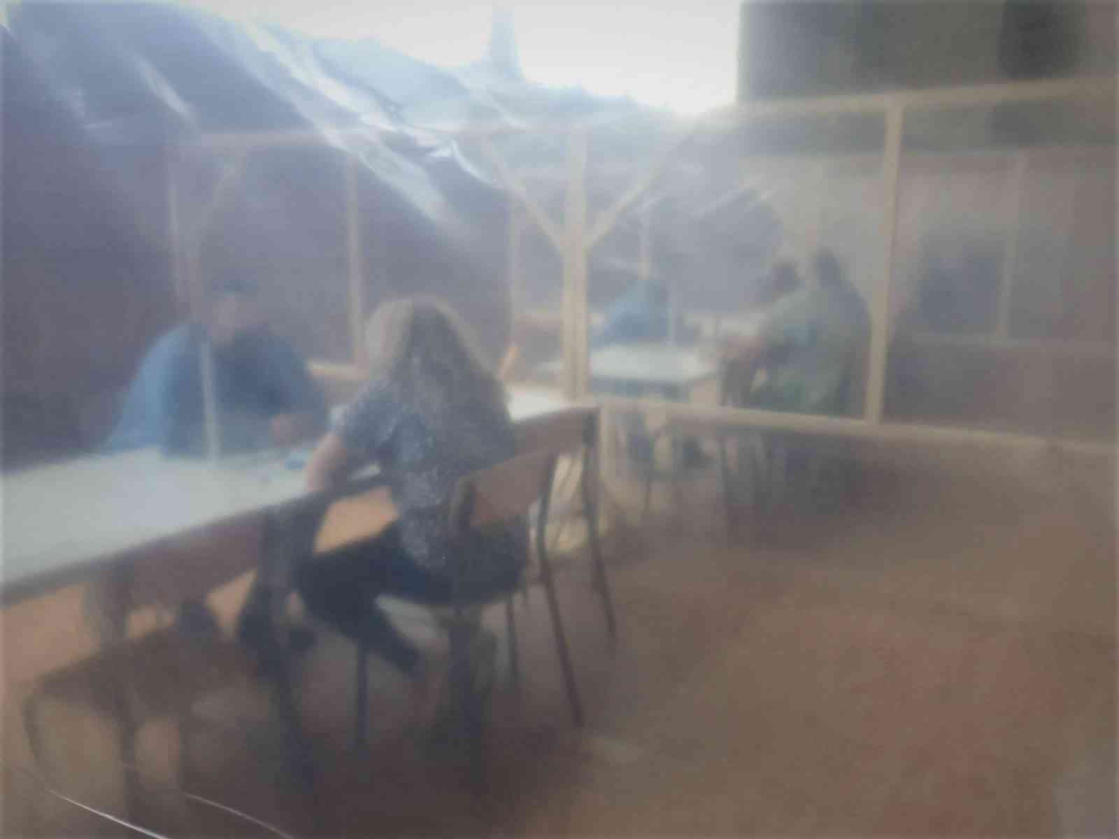 Fotografia článku Zbor uvoľnil ďalšie opatrenia: Priestory pre návštevy postupne zaplnili blízki väznených osôb